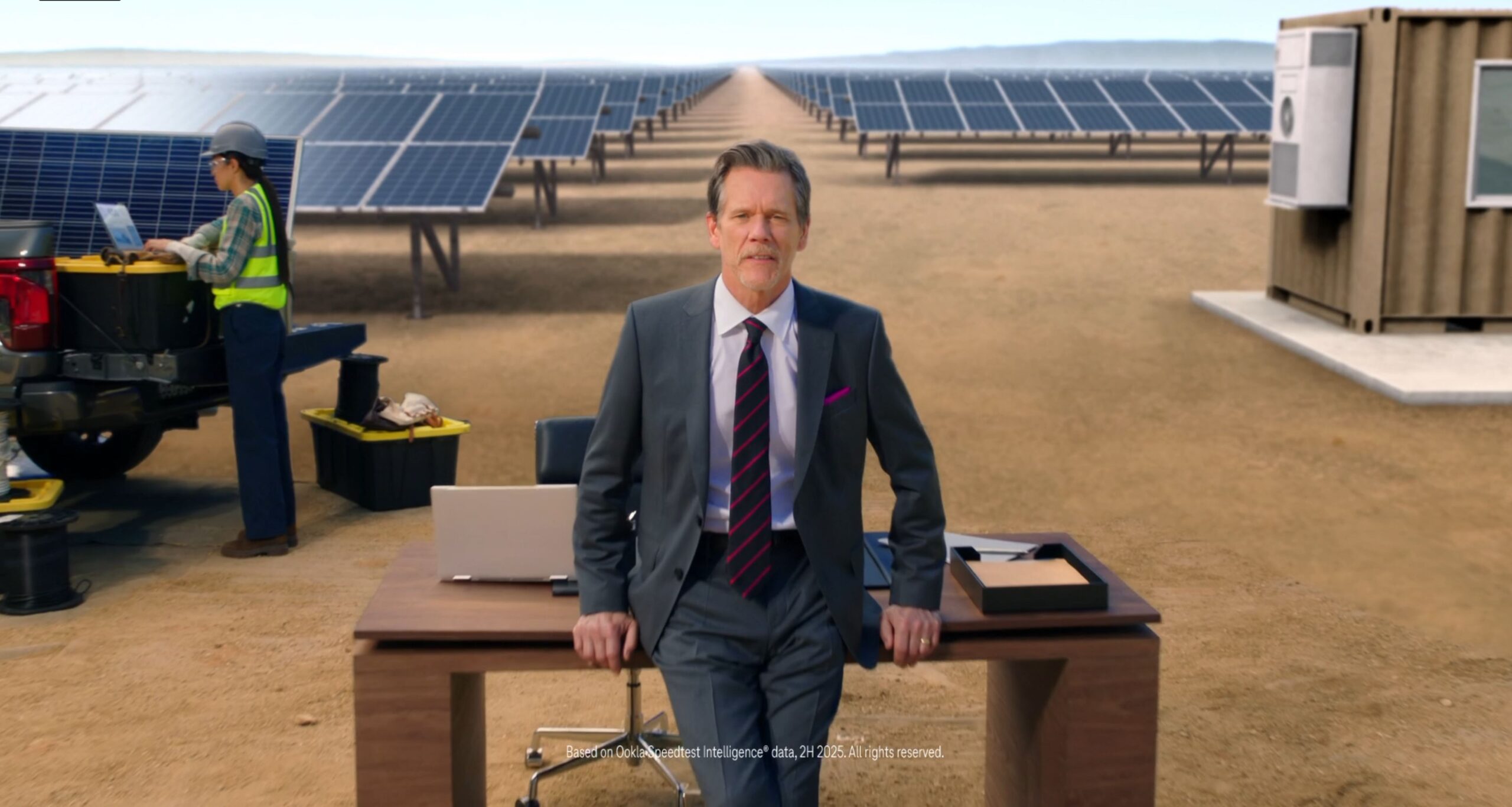 SuperBroadband for T-Mobile for Business featuring Kevin Bacon
